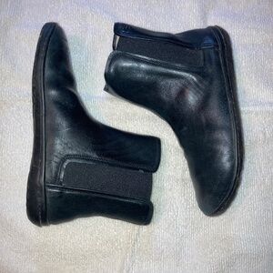 Vivobarefoot Gobi Hi Black Leather Chelsea Boots Women’s 9 EU 40